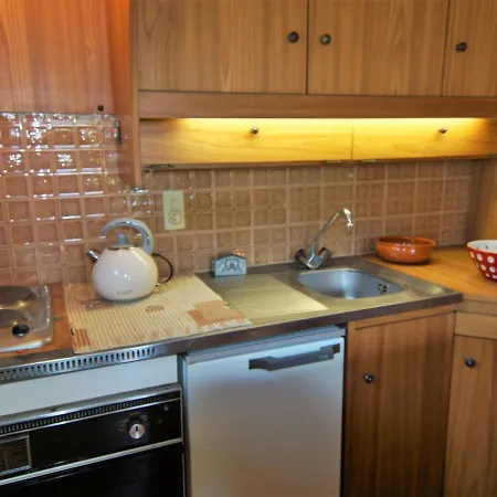 Apartment Alpen Roc By Interhome Chamonix